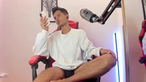 Diego lat online show from 29, 9, 2025