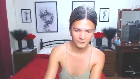 Dennesse online show from 5, 12, 2025