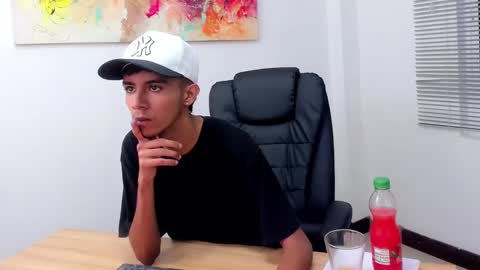 dikey_18 online show from 28, 2, 2025