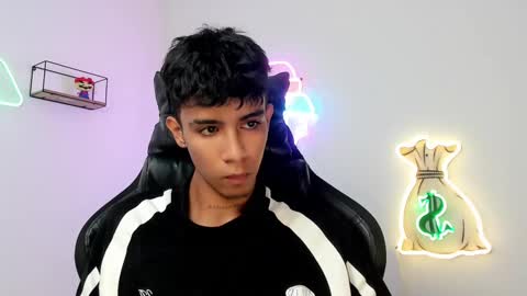 dikey_18 online show from 11, 3, 2025