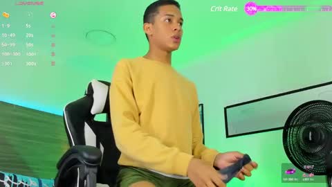 Snapshot of dilam_alfonzo chatting on 30, 12, 2024 Dilan online show from 30, 12, 2024