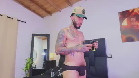 Dilan Scootk online show from 23, 6, 2026