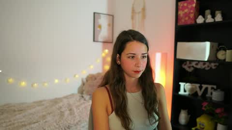 Snapshot of dina_caguimbal chatting on 7, 1, 2026 Dina online show from 7, 1, 2026