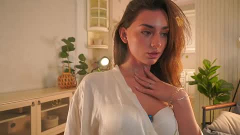 Dina and ill be glad to be here with you follow to me  online show from 30, 4, 2026
