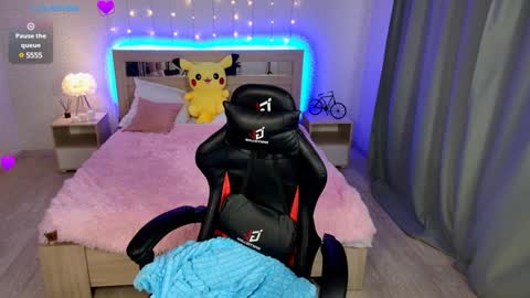 Dina online show from 1, 2, 2025