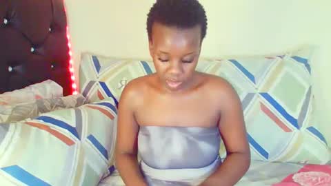 Snapshot of dinnydakrazx chatting on 26, 10, 2025 dinnydakrazx online show from 26, 10, 2025