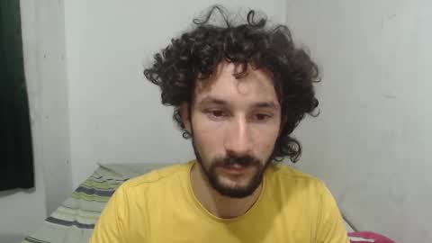 Snapshot of dioni_soe chatting on 28, 9, 2025 Henry online show from 28, 9, 2025