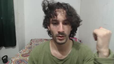 Snapshot of dioni_soe chatting on 7, 10, 2025 Henry online show from 7, 10, 2025