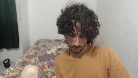 Snapshot of dioni_soe chatting on 9, 10, 2025 Henry online show from 9, 10, 2025