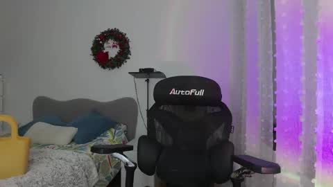 Snapshot of diosa_cadenas chatting on 20, 12, 2025 Anglica A online show from 20, 12, 2025