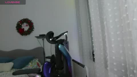 Snapshot of diosa_cadenas chatting on 22, 12, 2025 Anglica A online show from 22, 12, 2025