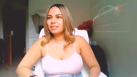 diosadeluniverso_ online show from 5, 12, 2025