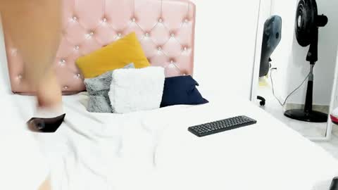 isa y romeo online show from 22, 4, 2026