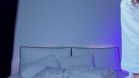 Snapshot of diroill chatting on 8, 1, 2025 Hailey online show from 8, 1, 2025