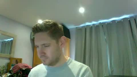 Exhibitionist Ben online show from 17, 12, 2025