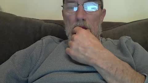 Snapshot of dirtynastyoldman chatting on 4, 3, 2025 dirtynastyoldman online show from 4, 3, 2025