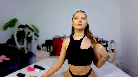 Chloe online show from 23, 12, 2025