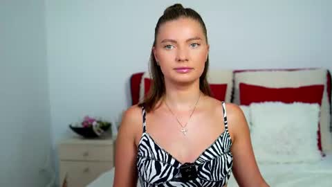 Chloe online show from 17, 7, 2026