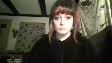 Snapshot of dirtyxhippie21 chatting on 21, 12, 2025 Crystal online show from 21, 12, 2025