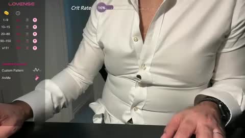 Snapshot of discreetcam chatting on 4, 3, 2025 Discreet Guy online show from 4, 3, 2025