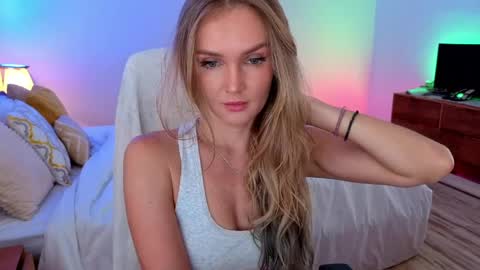 Snapshot of disney__princess chatting on 27, 5, 2026 JASMINE online show from 27, 5, 2026