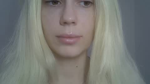 DitaMilton online show from 8, 5, 2026