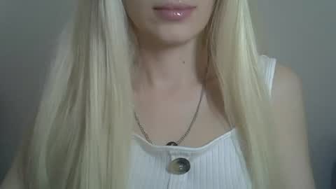 DitaMilton online show from 5, 8, 2026