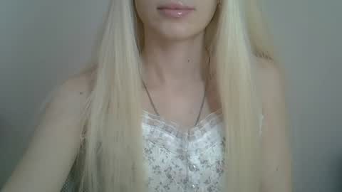 DitaMilton online show from 8, 8, 2026