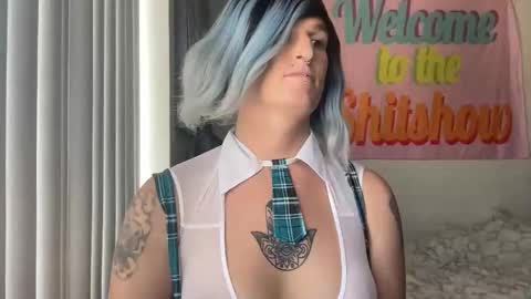 divinathedivine online show from 24, 10, 2025