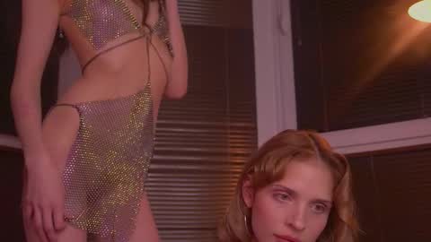 Eva and Lucia online show from 28, 10, 2025