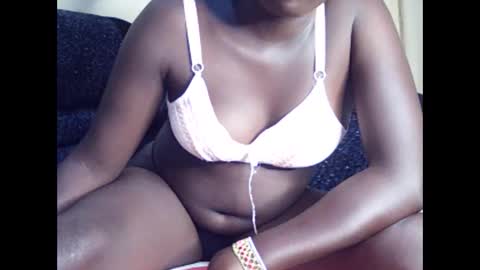 Snapshot of divineassgoddess chatting on 23, 12, 2025 divineassgoddess online show from 23, 12, 2025