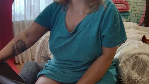 Snapshot of divineblond chatting on 28, 12, 2024 Alexxa online show from 28, 12, 2024