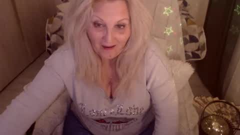 Alexxa online show from 8, 3, 2026