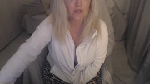 Alexxa online show from 13, 4, 2026