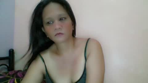 Snapshot of divinegrace10 chatting on 12, 7, 2026 Divine Grace Close To Your Hear online show from 12, 7, 2026
