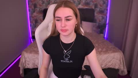 DivineJasss online show from 10, 3, 2026