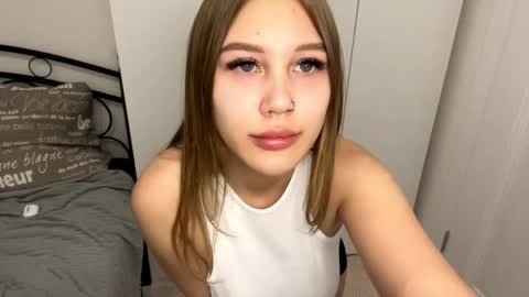 Stella online show from 3, 10, 2025