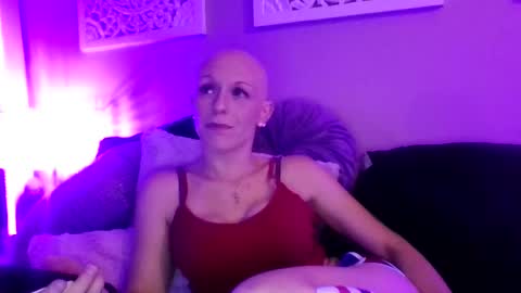 Snapshot of dixieglam chatting on 22, 9, 2025 dixieglam online show from 22, 9, 2025