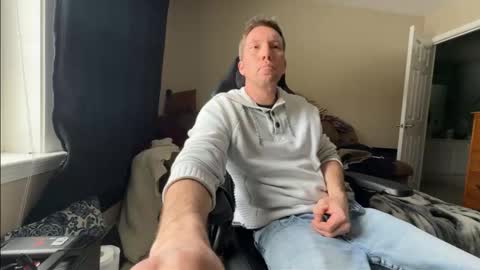 Snapshot of dizzyash chatting on 5, 2, 2026 Hansel and Gretle online show from 5, 2, 2026