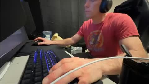 Snapshot of dizzyash chatting on 8, 2, 2026 Hansel and Gretle online show from 8, 2, 2026