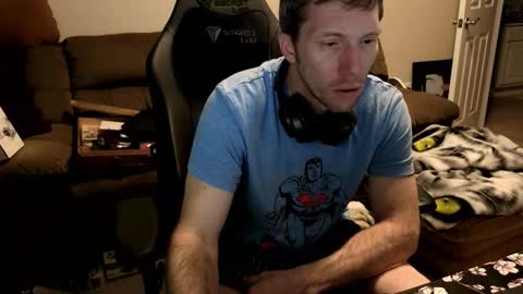 Snapshot of dizzyash chatting on 6, 3, 2026 Hansel and Gretle online show from 6, 3, 2026