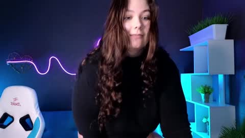 Jenia online show from 1, 2, 2025