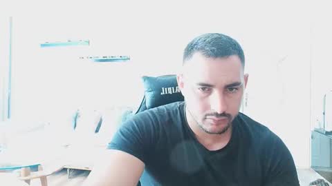 Snapshot of djmute chatting on 18, 9, 2025 STR8 BOYv online show from 18, 9, 2025