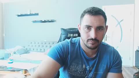 Snapshot of djmute chatting on 30, 9, 2025 STR8 BOYv online show from 30, 9, 2025