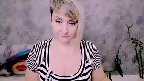 djullia online show from 24, 7, 2026