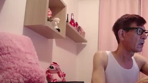 Snapshot of dlacarra chatting on 9, 1, 2025 David Lucky 13 online show from 9, 1, 2025