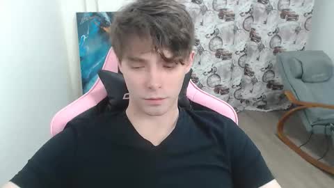 Snapshot of dmitryromanov chatting on 22, 12, 2025 Dead A online show from 22, 12, 2025