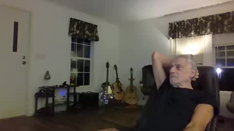 dogluc7 online show from 1, 1, 2025