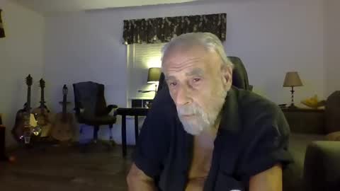 dogluc7 online show from 2, 3, 2025