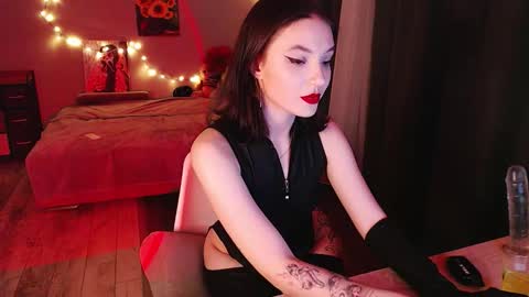 doll1_maiya online show from 2, 12, 2025